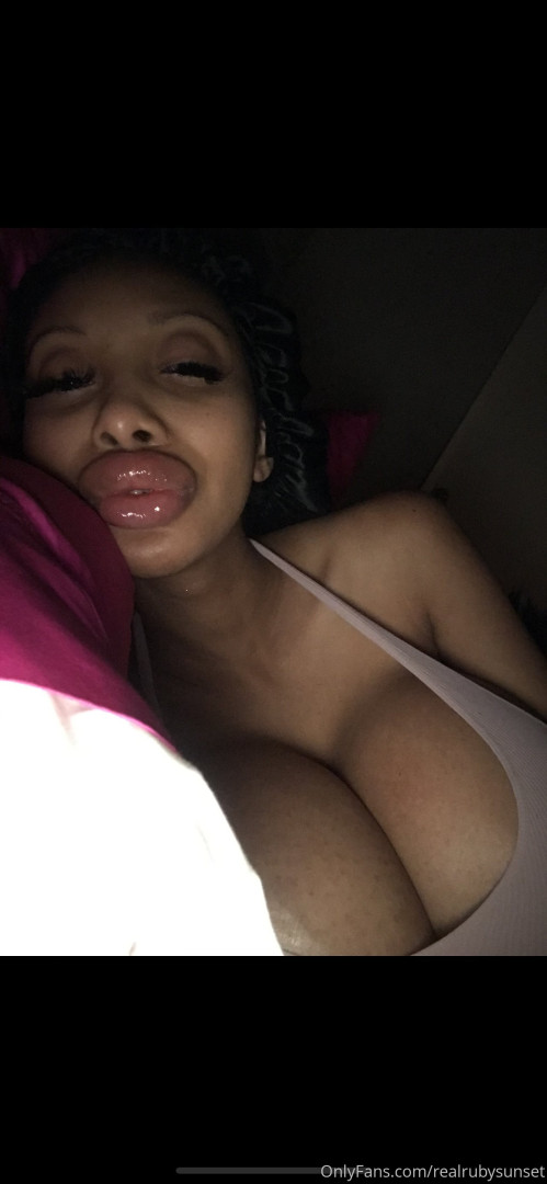 Photo by realrubysunset published on July 4,2023 22:45:48 - BestThots