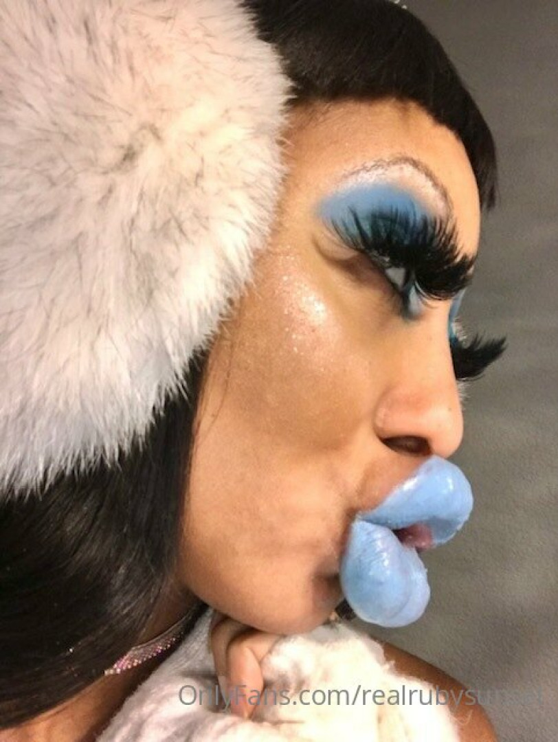 Photo by realrubysunset published on July 4,2023 22:47:03 - BestThots