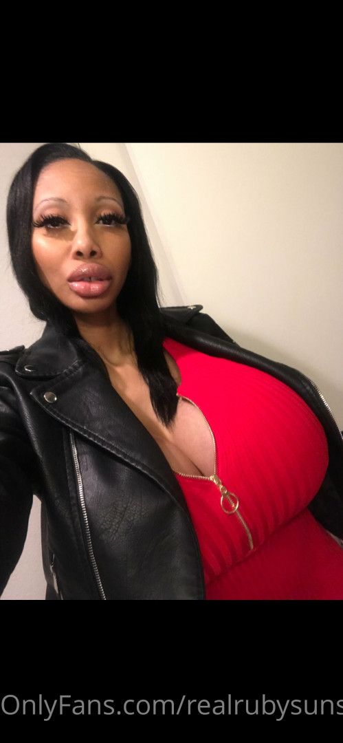 Photo by realrubysunset published on July 4,2023 22:47:16 - BestThots