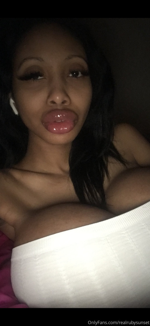 Photo by realrubysunset published on July 4,2023 22:49:28 - BestThots