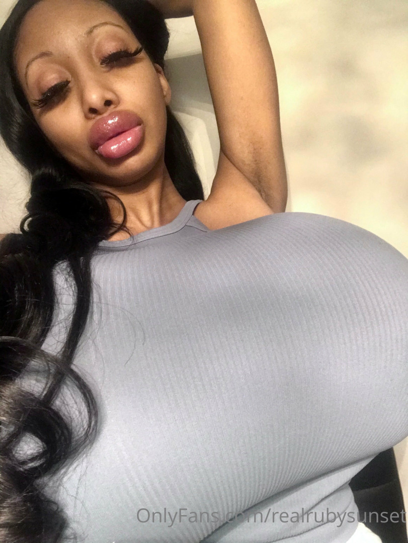 Photo by realrubysunset published on July 4,2023 22:49:35 - BestThots