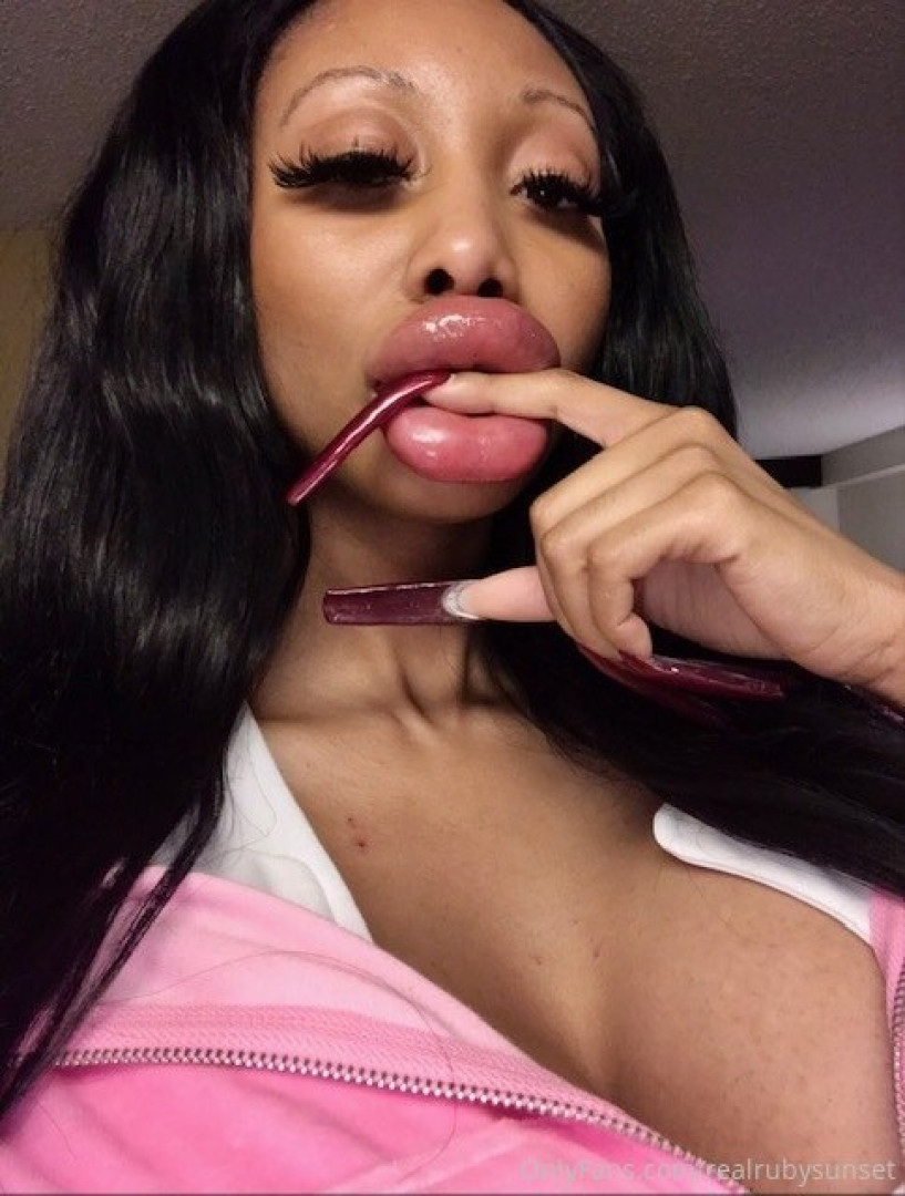 Photo by realrubysunset published on July 4,2023 22:52:32 - BestThots