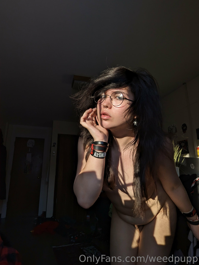 Photo by weedpupp published on May 16,2023 01:46:23 - BestThots