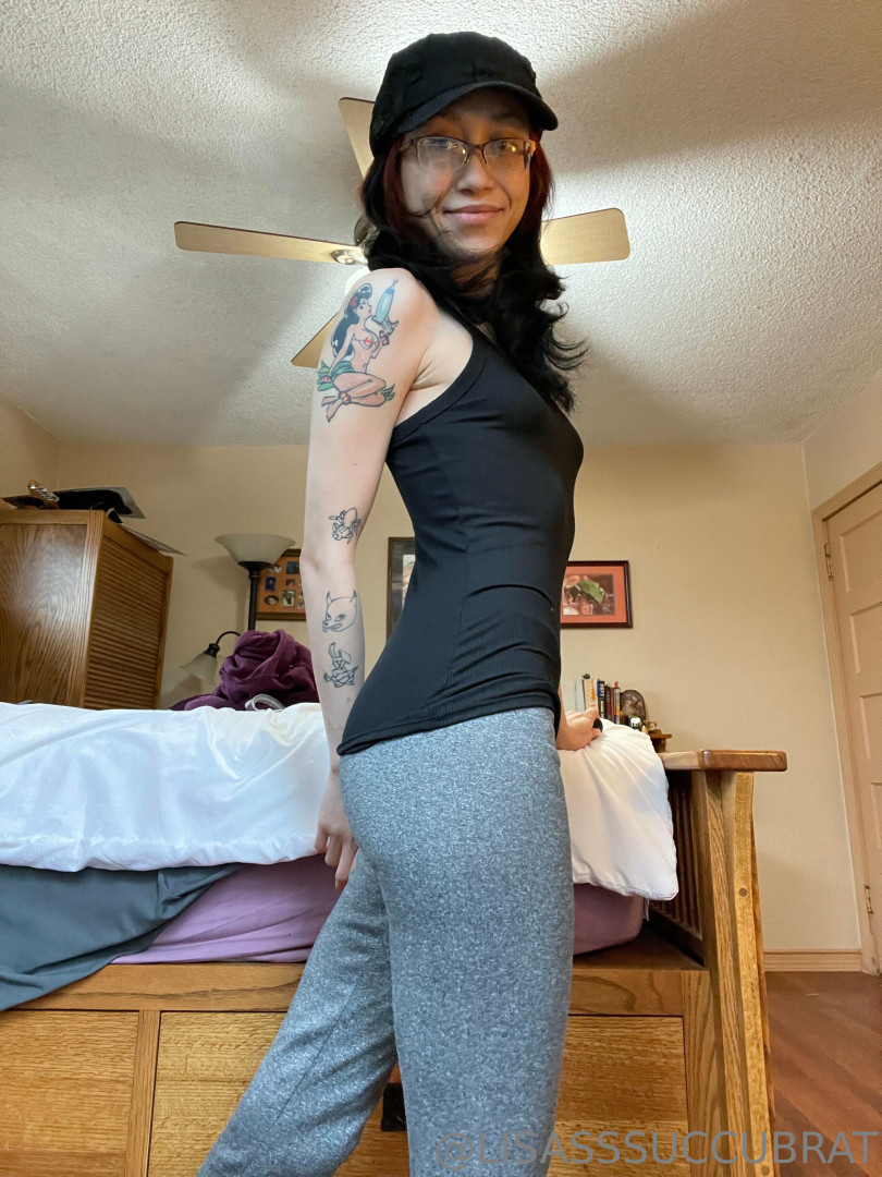 Photo by lisathesuccubrat published on August 26,2023 06:20:13 - BestThots