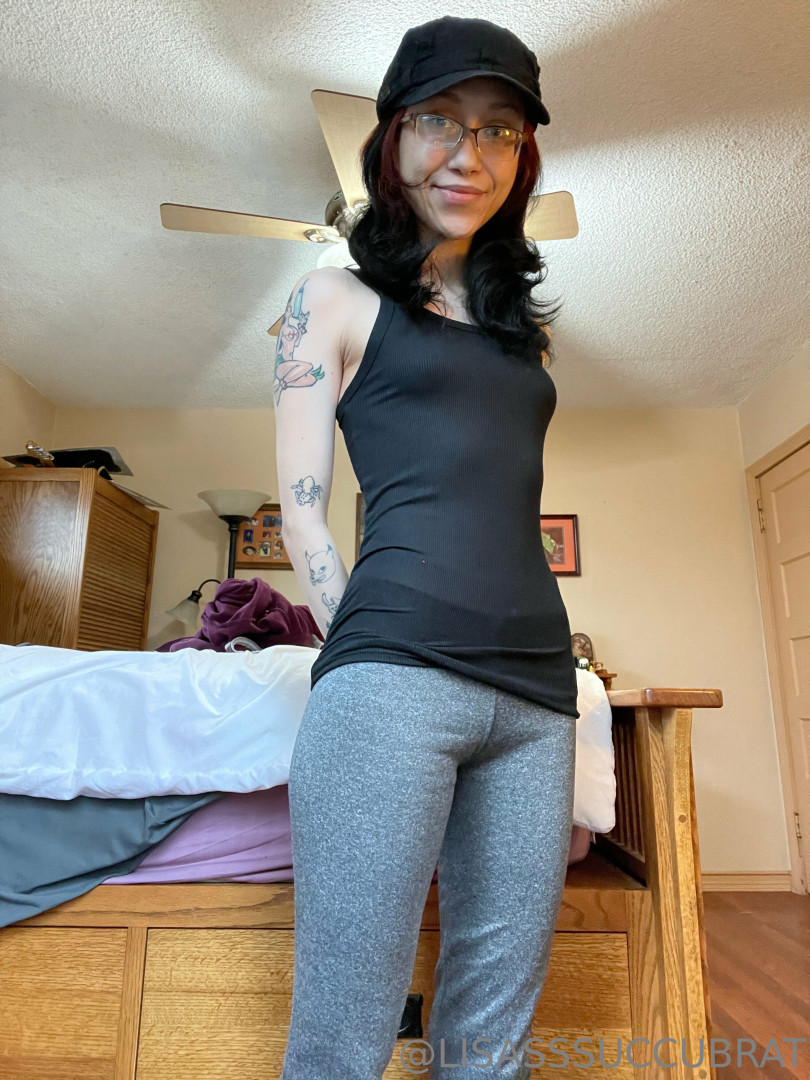 Photo by lisathesuccubrat published on August 26,2023 06:21:48 - BestThots