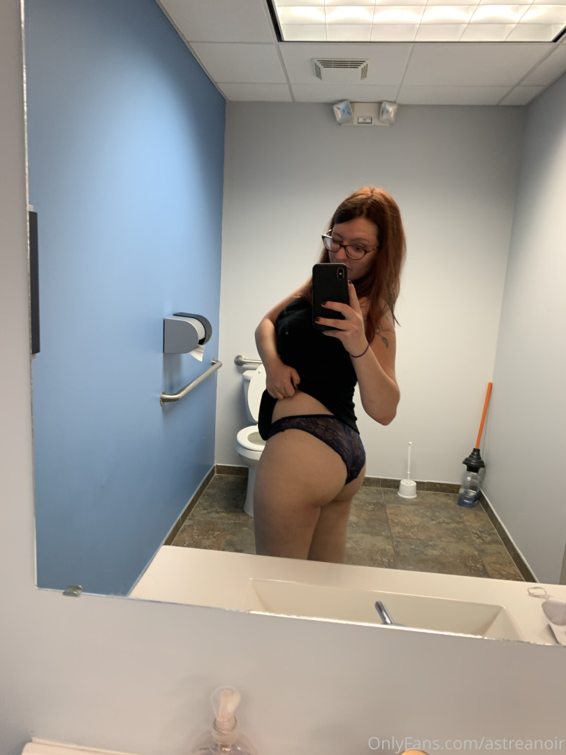 Photo by astreanoir published on October 14,2023 04:26:02 - BestThots