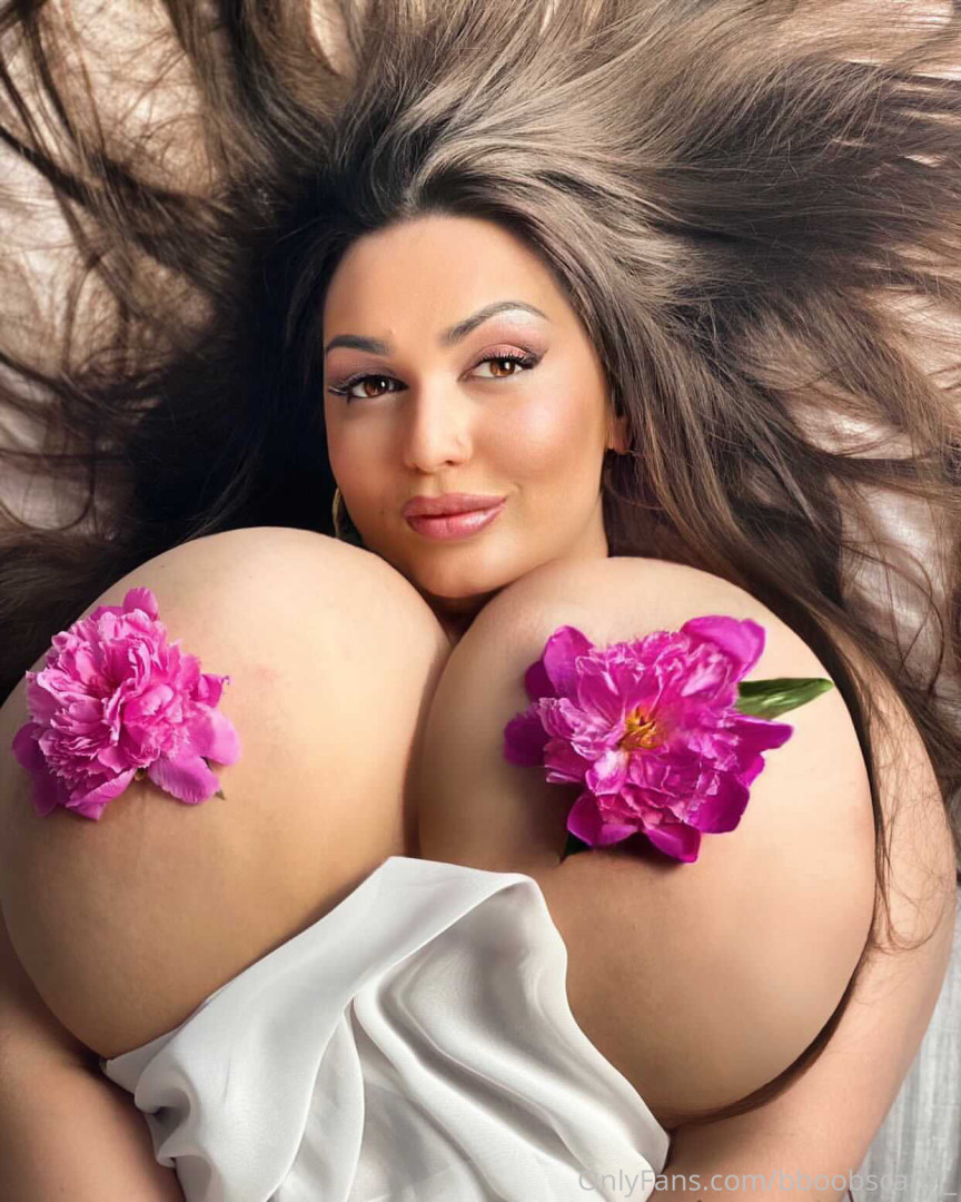 Photo by bboobscarol_ published on December 11,2023 05:23:48 - BestThots