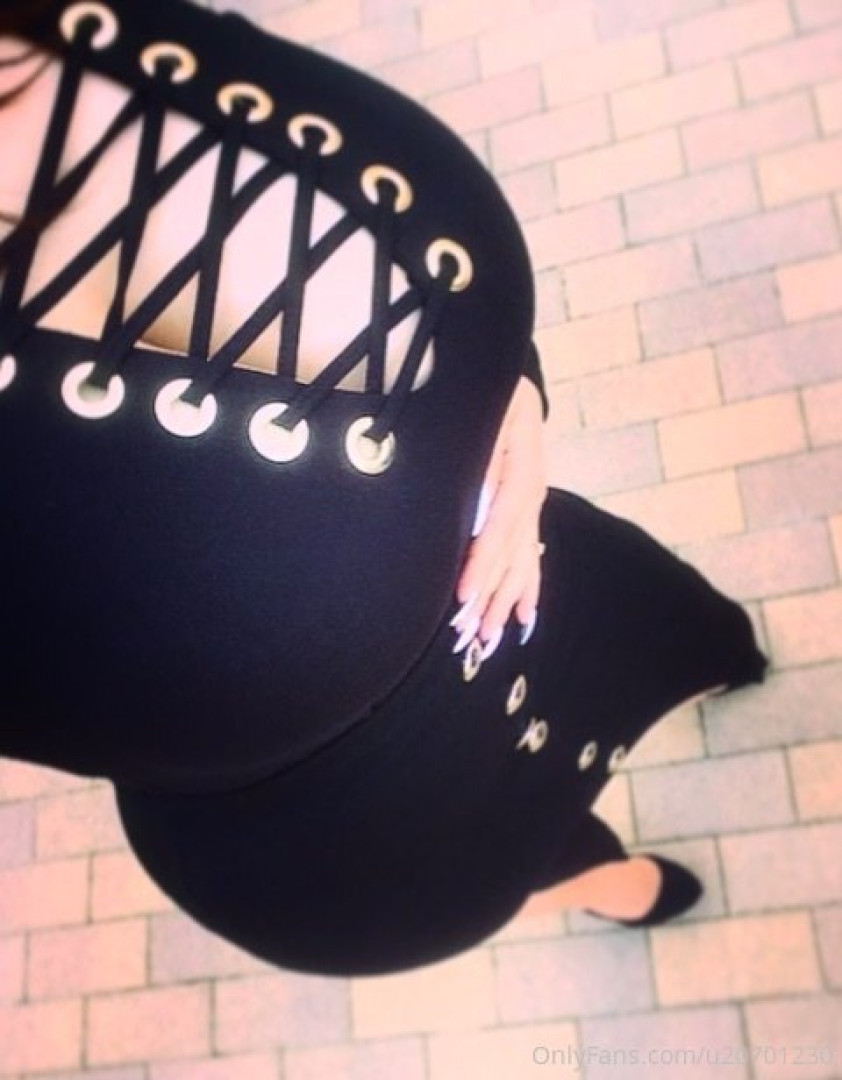 Photo by bboobscarol_ published on December 11,2023 05:24:08 - BestThots