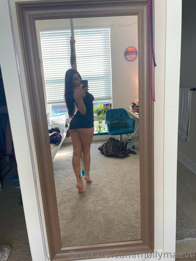 Photo by mollymaeve published on July 7,2023 04:55:50 - BestThots