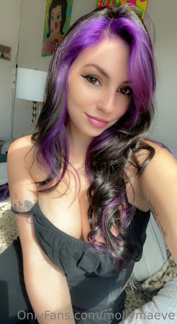 Photo by mollymaeve published on July 7,2023 04:56:21 - BestThots