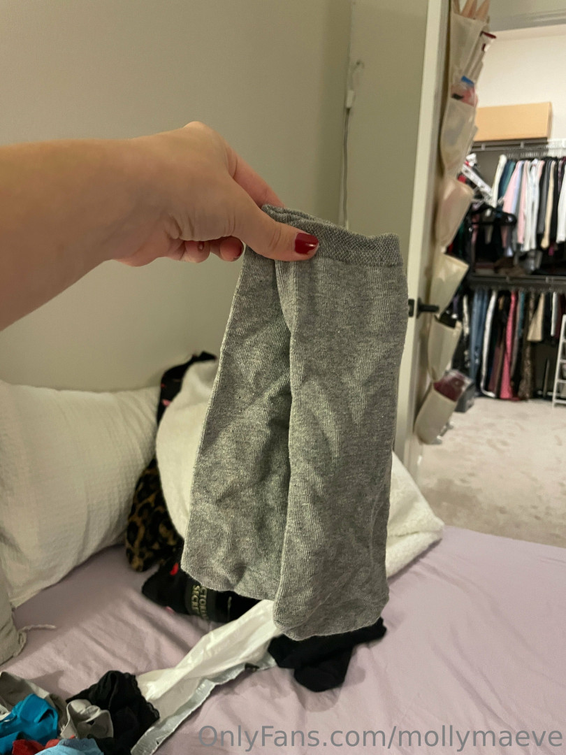 Photo by mollymaeve published on July 7,2023 04:57:05 - BestThots