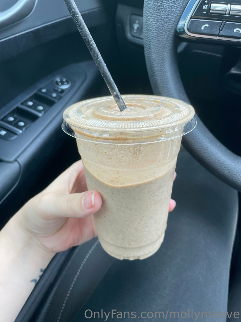 Photo by mollymaeve published on July 7,2023 04:57:21 - BestThots