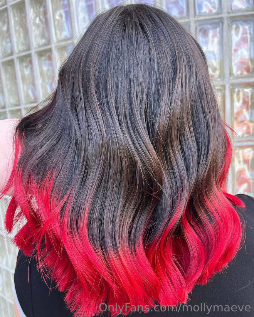 Photo by mollymaeve published on July 7,2023 04:58:30 - BestThots