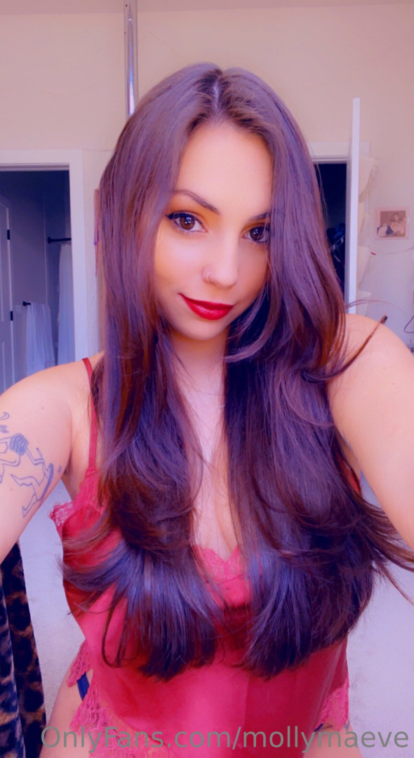 Photo by mollymaeve published on July 7,2023 04:59:28 - BestThots