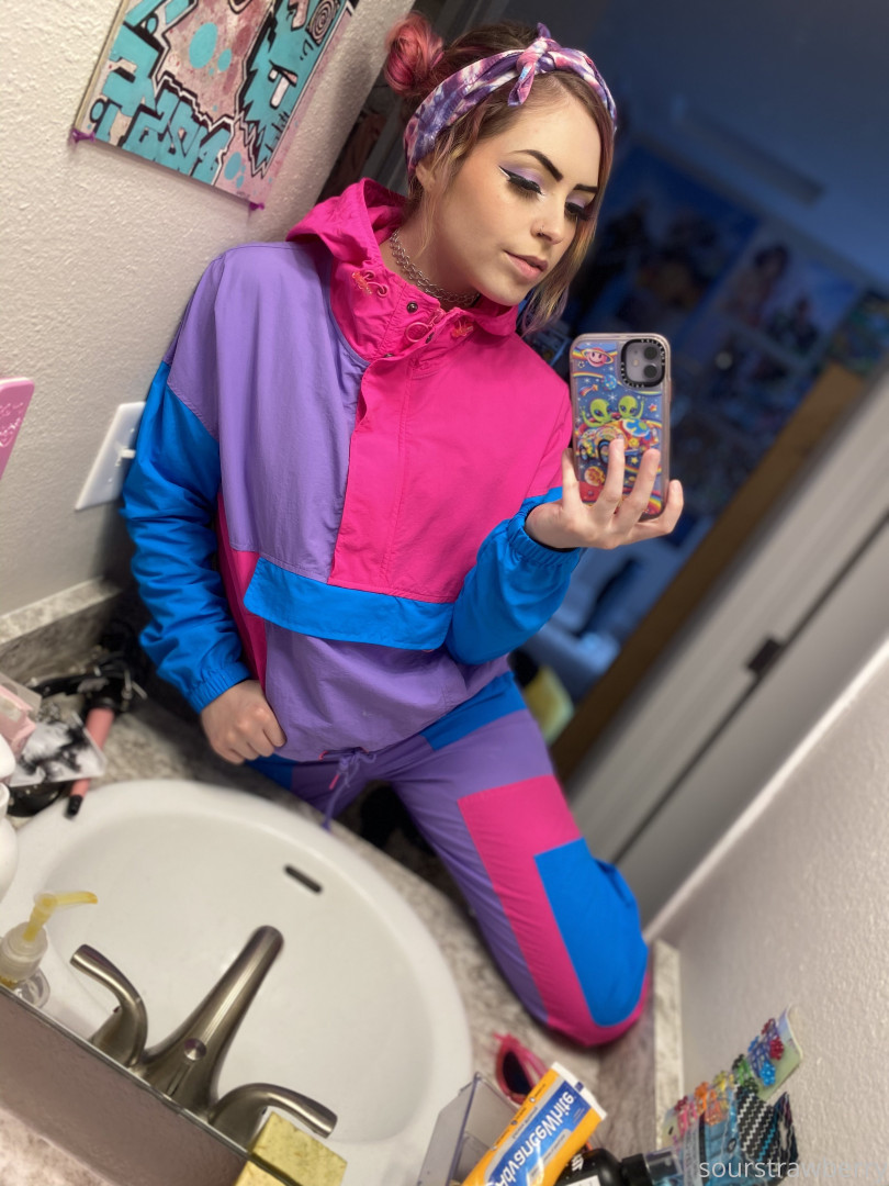 Photo by sourstrawberry published on June 13,2023 13:06:53 - BestThots