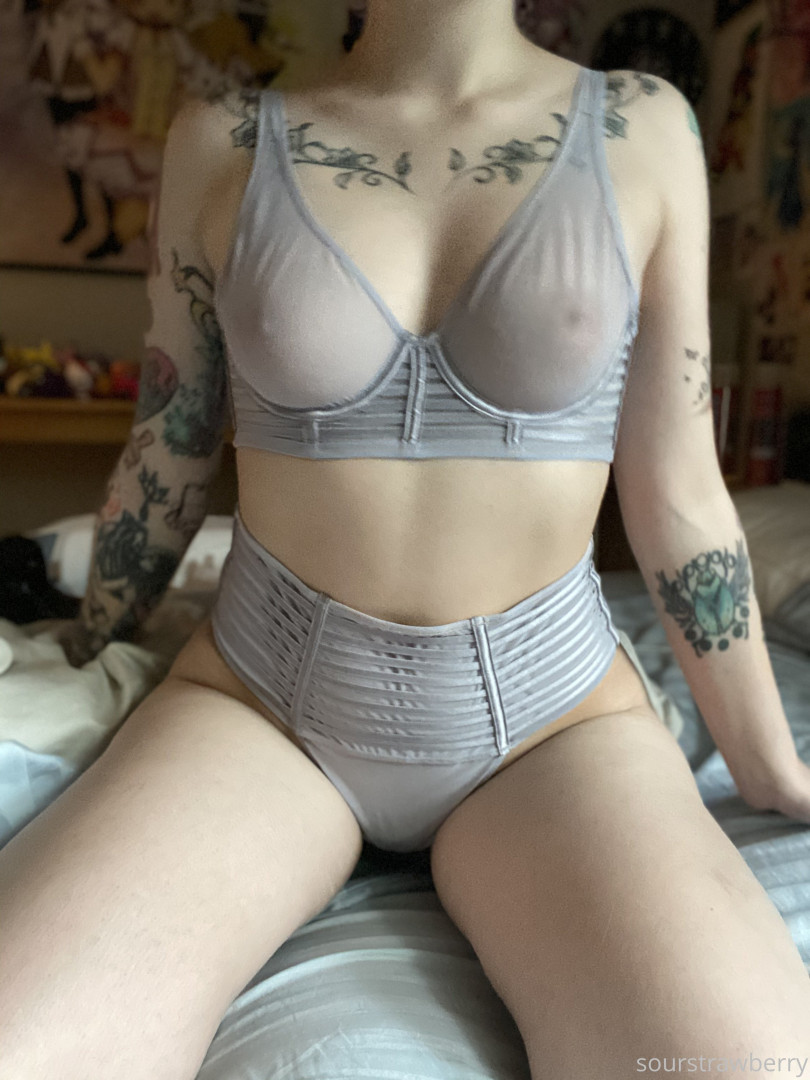Photo by sourstrawberry published on June 13,2023 13:14:16 - BestThots