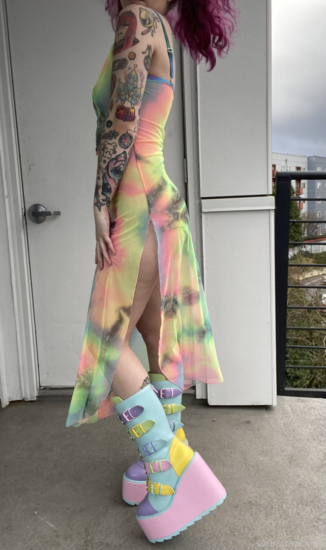 Photo by sourstrawberry published on June 13,2023 13:18:59 - BestThots
