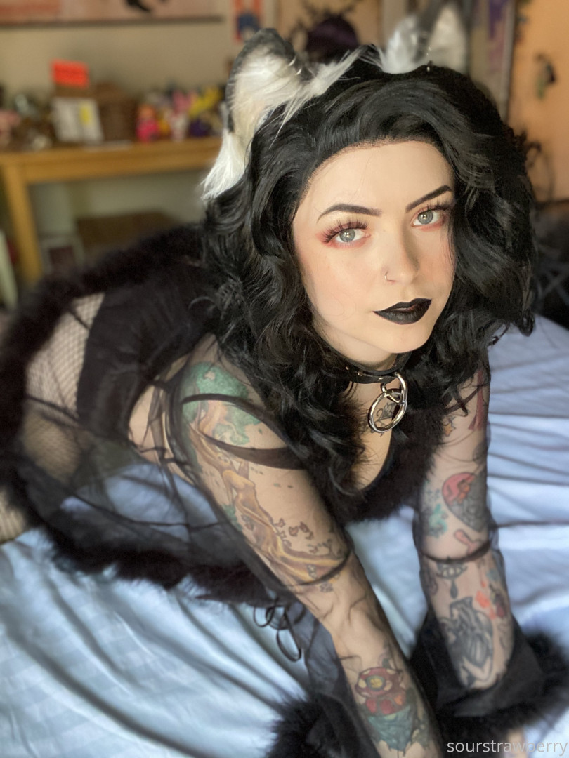 Photo by sourstrawberry published on June 13,2023 14:40:48 - BestThots