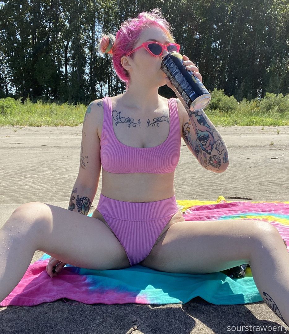 Photo by sourstrawberry published on June 13,2023 15:01:04 - BestThots