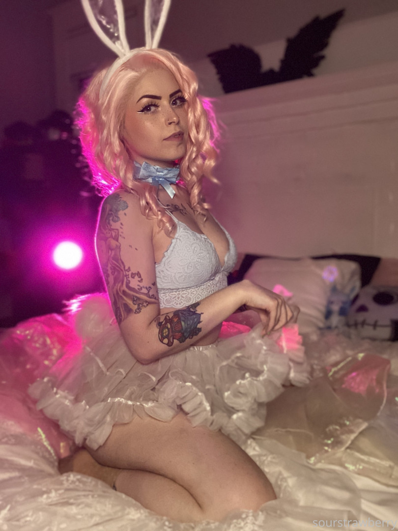 Photo by sourstrawberry published on June 13,2023 15:06:20 - BestThots