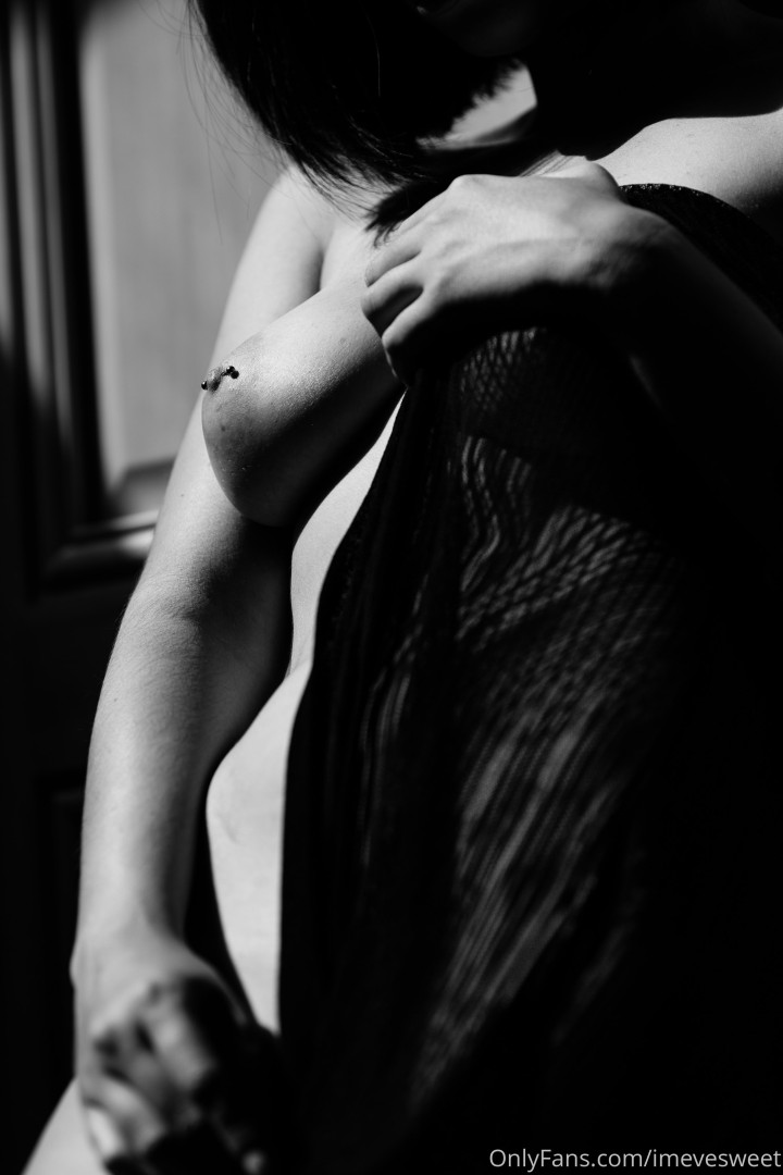 Photo by naked_eve published on June 9,2023 03:16:29 - BestThots