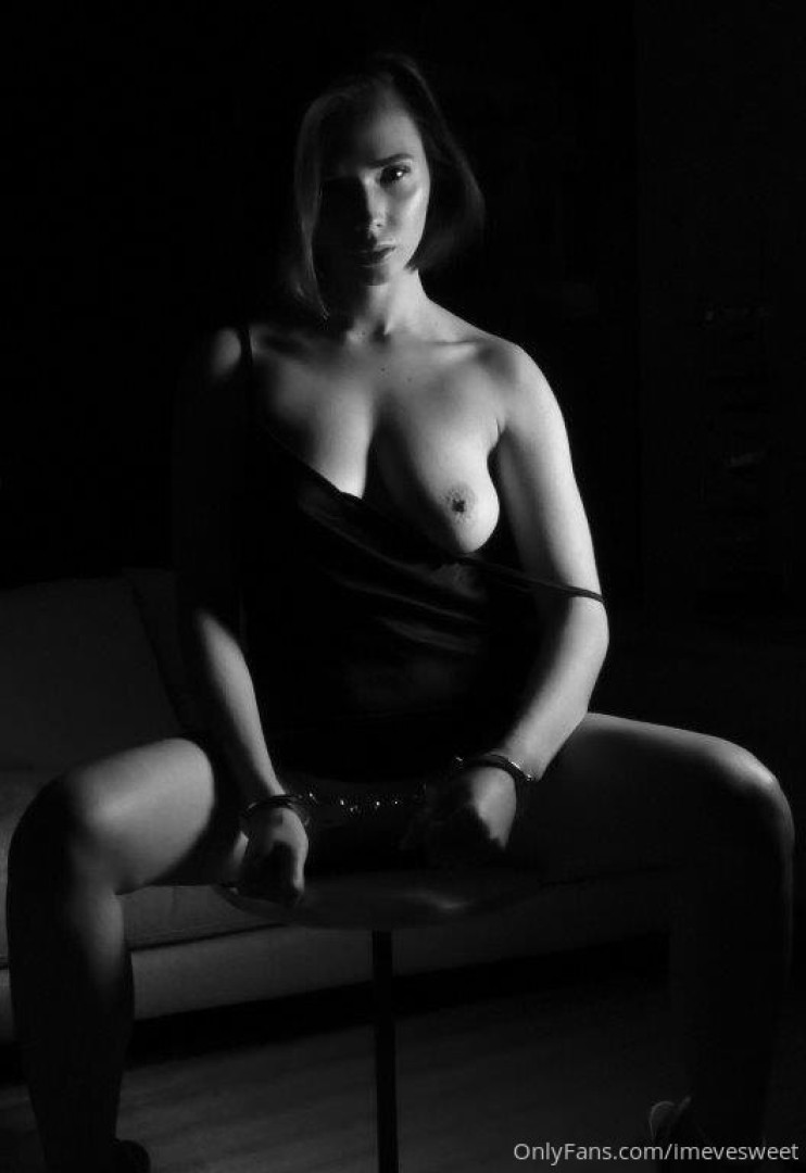 Photo by naked_eve published on June 9,2023 03:17:28 - BestThots