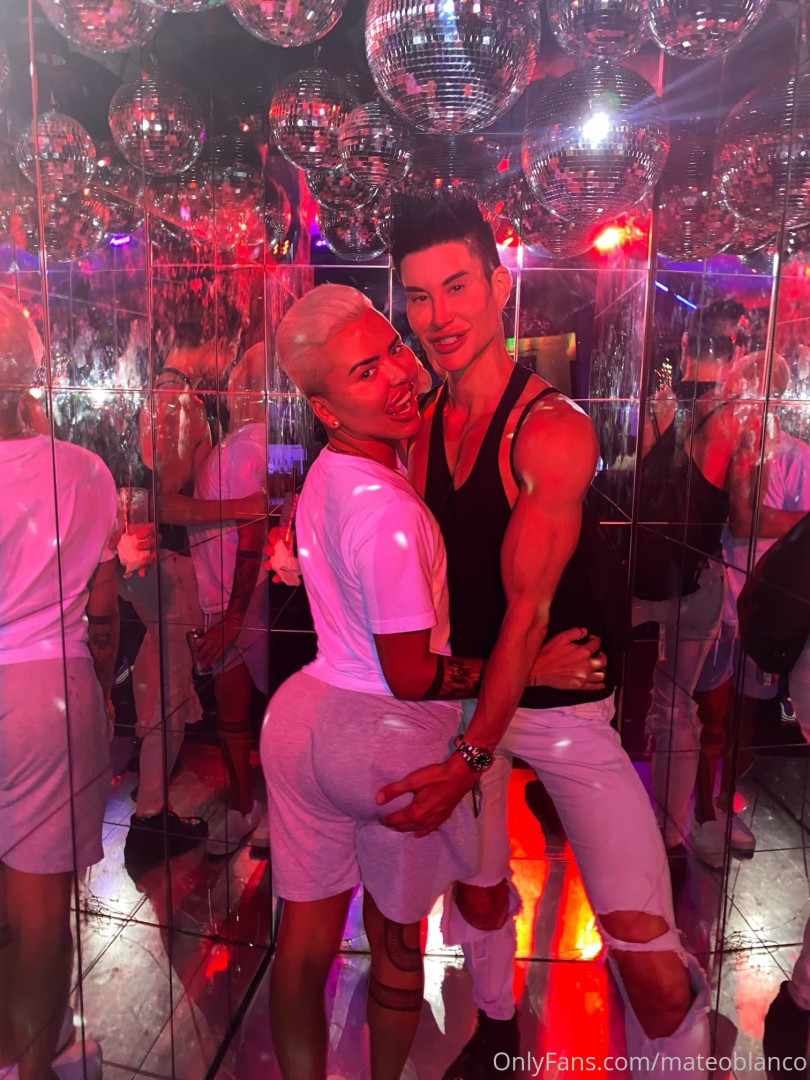 Photo by mateoblanco published on October 13,2023 12:33:31 - BestThots