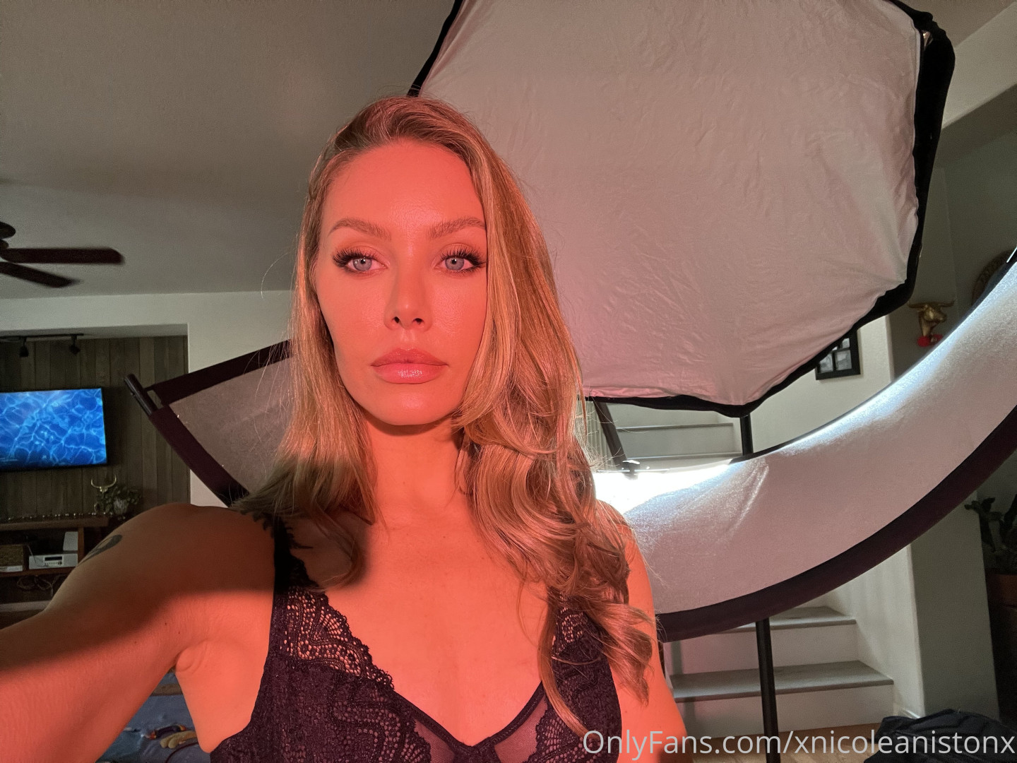 Photo by xnicoleanistonx published on August 10,2023 07:40:59 - BestThots