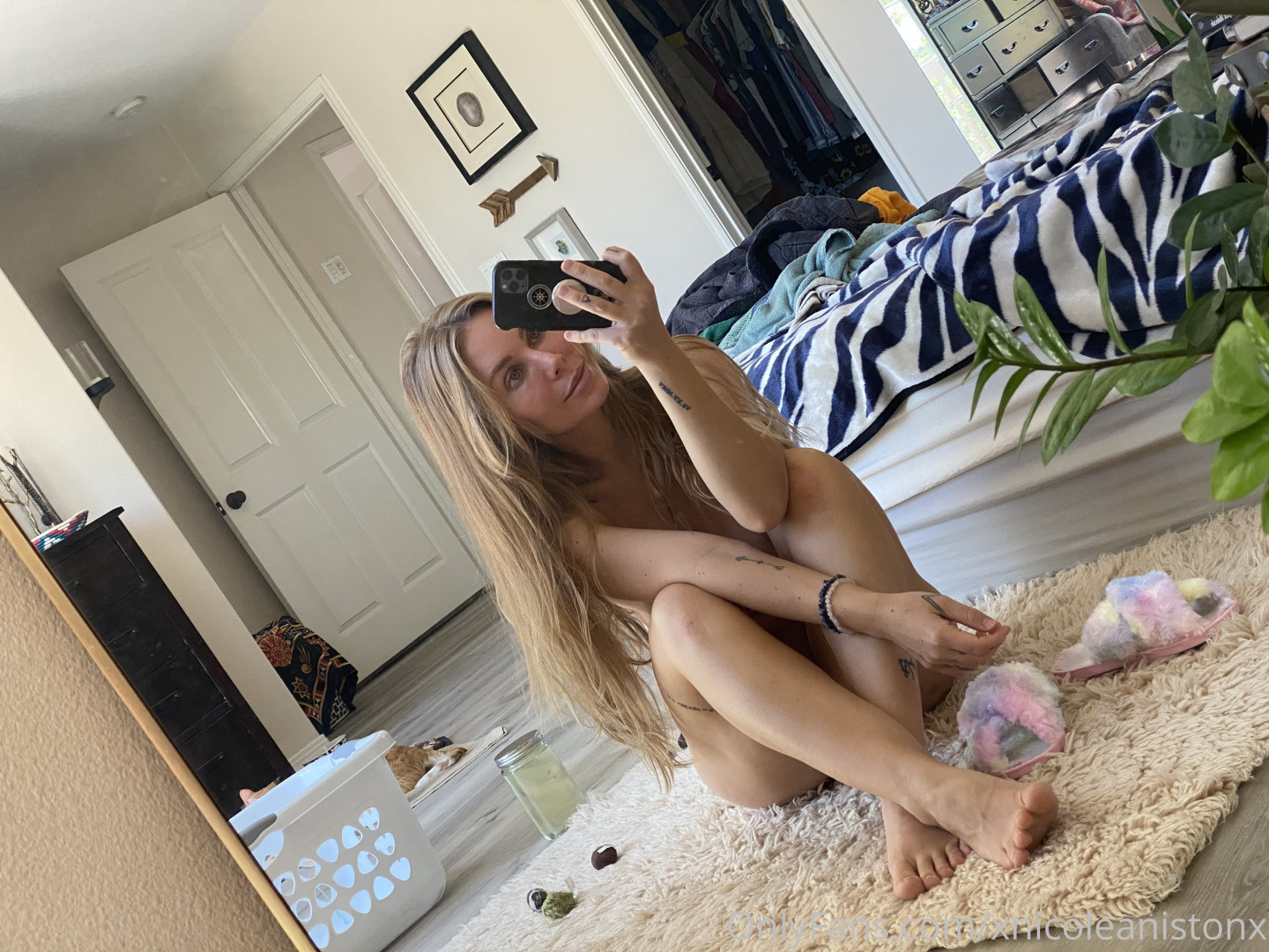 Photo by xnicoleanistonx published on August 10,2023 07:54:10 - BestThots