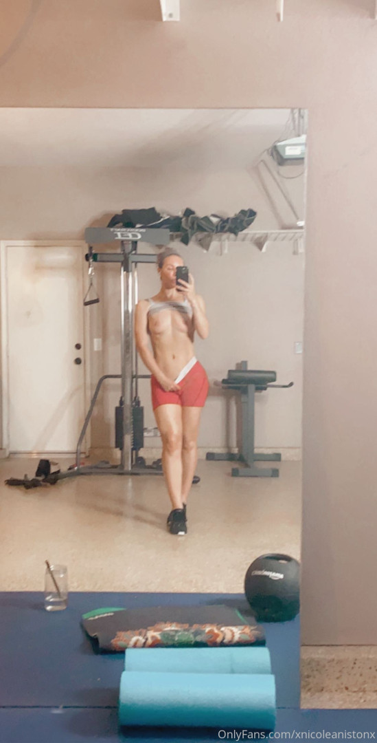 Photo by xnicoleanistonx published on August 10,2023 07:54:54 - BestThots