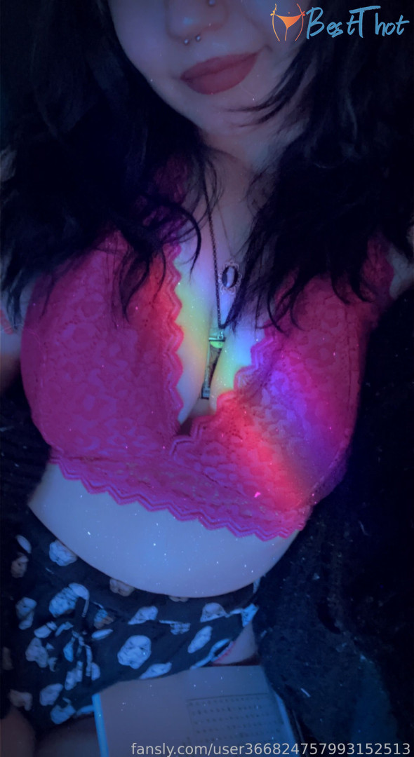 Photo by onlineevie published on January 27,2025 06:02:50 - BestThots