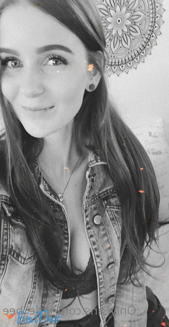 Photo by little_bee published on December 19,2024 00:07:37 - BestThots