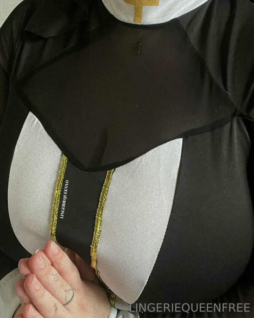 Photo by lingeriequeenfree published on October 15,2023 22:36:09 - BestThots