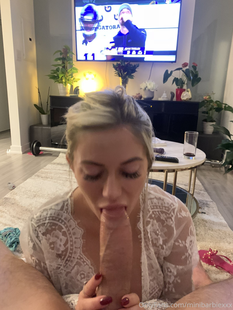 Photo by minibarbiexxx published on October 16,2023 12:50:03 - BestThots