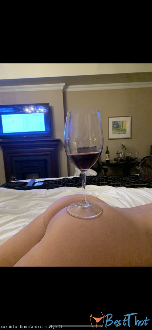 Photo by minibarbiexxx published on December 24,2024 17:11:18 - BestThots
