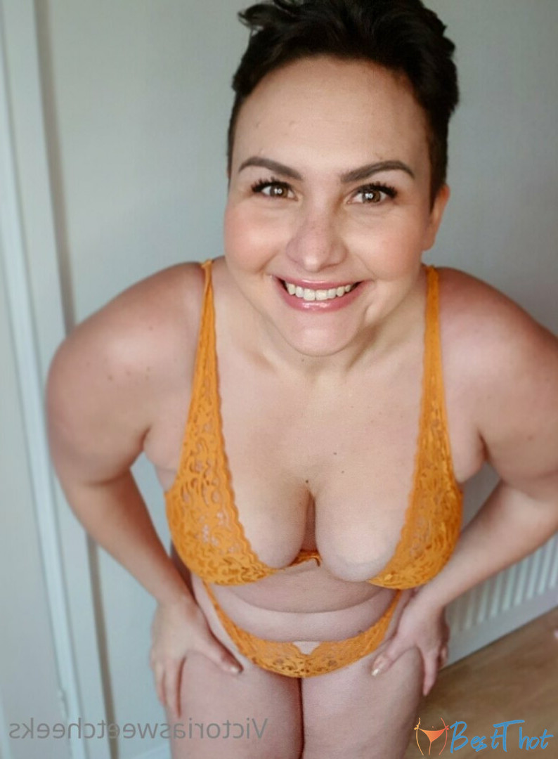 Photo by miss_victoria_myers published on December 17,2024 10:06:53 - BestThots