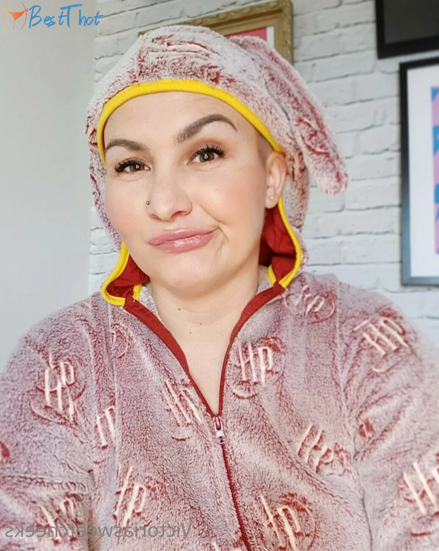 Photo by miss_victoria_myers published on December 17,2024 11:04:42 - BestThots