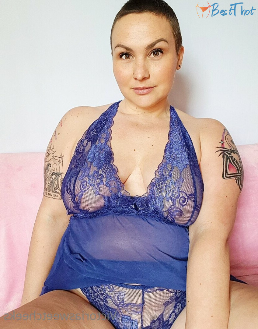 Photo by miss_victoria_myers published on December 17,2024 13:04:47 - BestThots