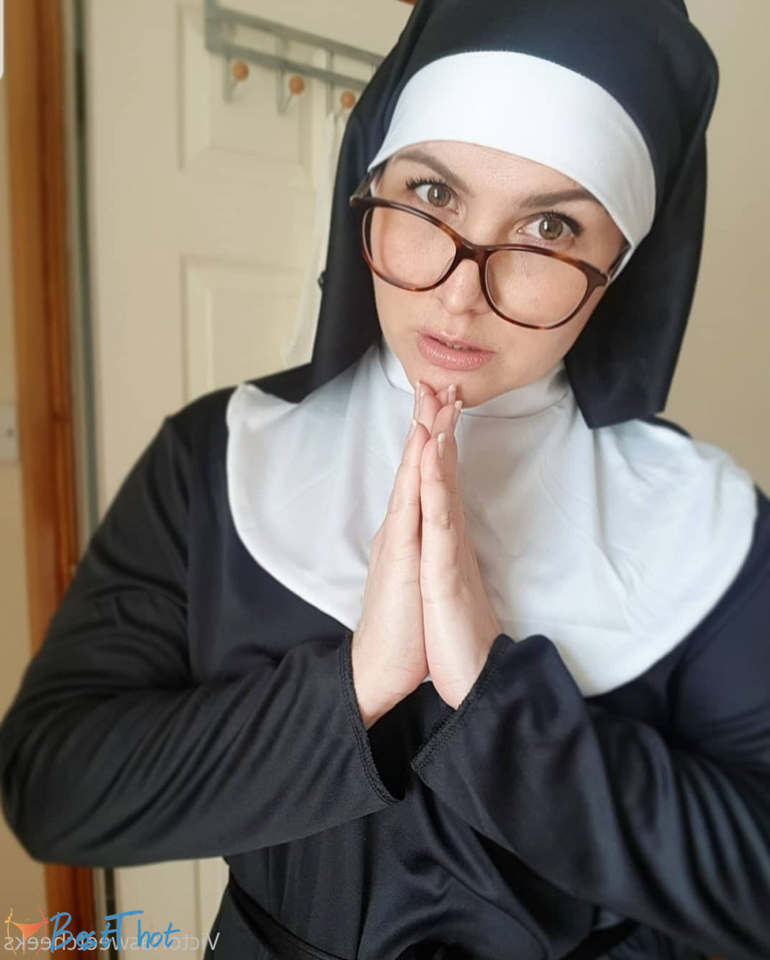 Photo by miss_victoria_myers published on December 17,2024 13:05:31 - BestThots