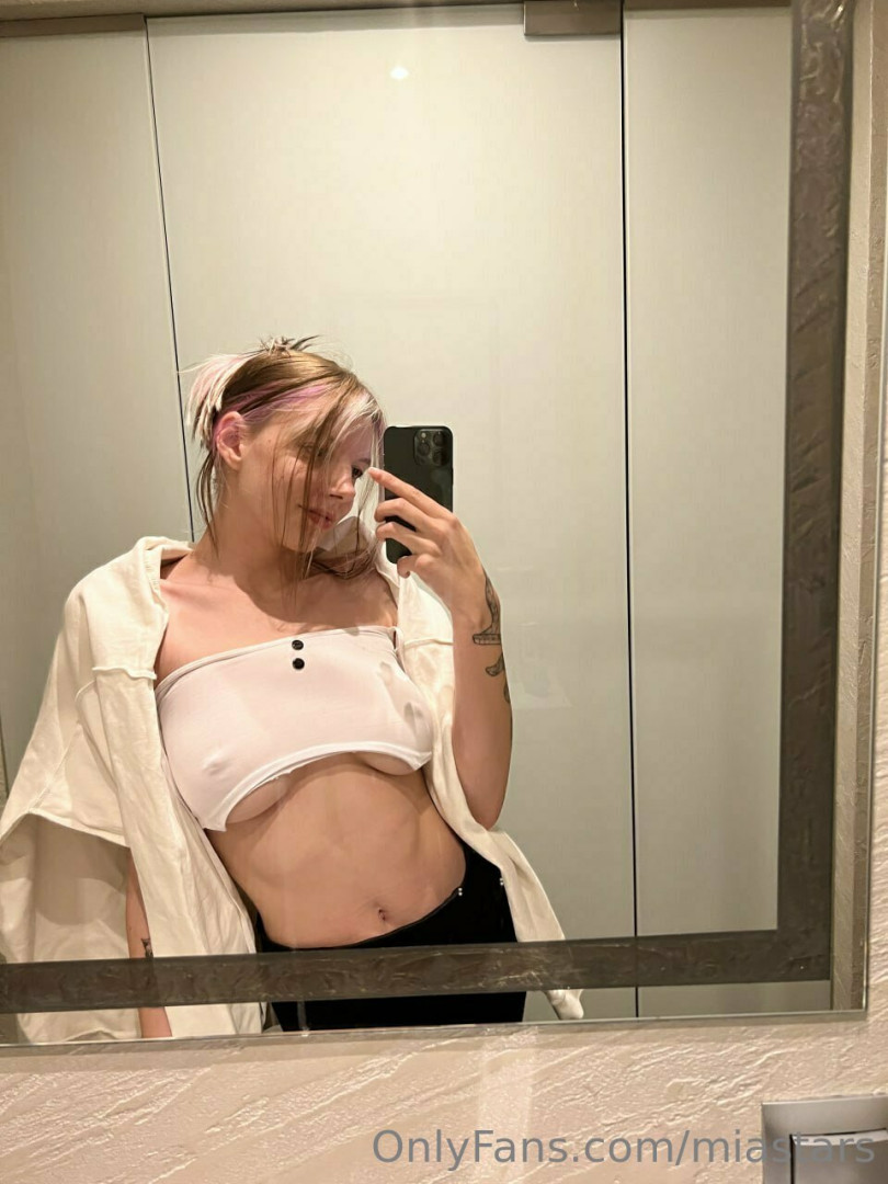 Photo by miastars published on November 2,2023 02:21:49 - BestThots