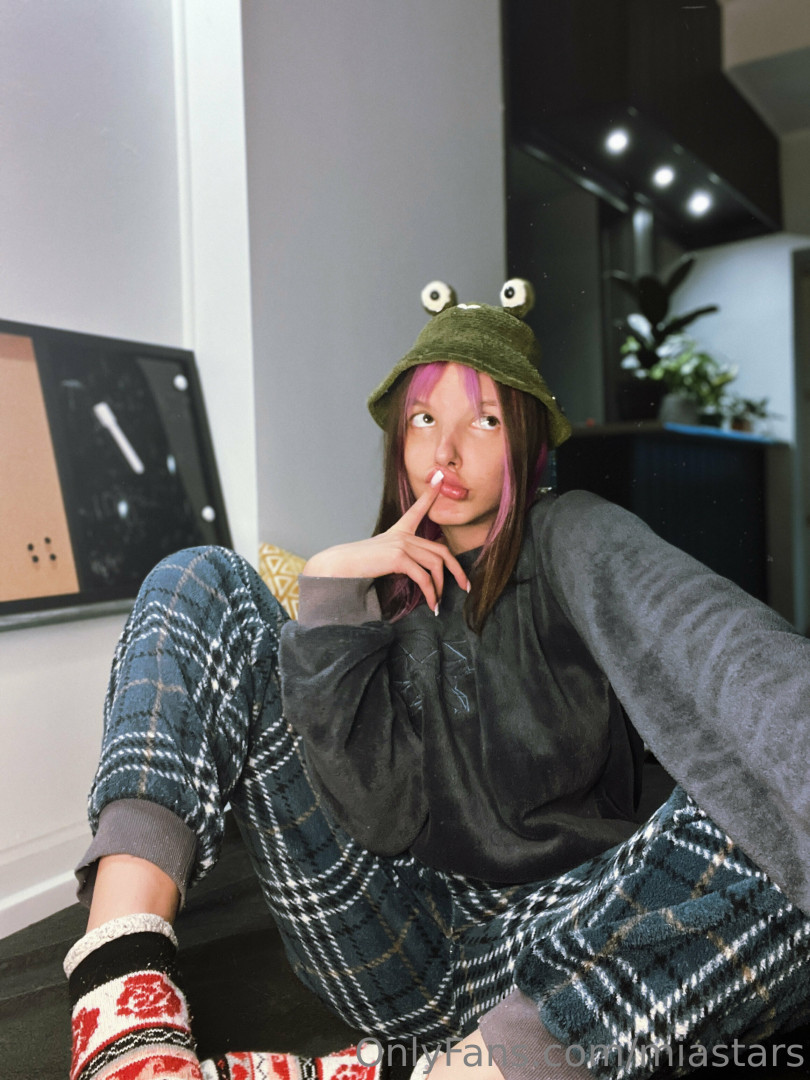 Photo by miastars published on November 2,2023 02:22:03 - BestThots
