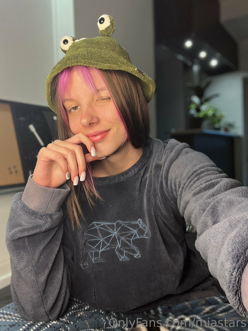 Photo by miastars published on November 2,2023 02:22:04 - BestThots