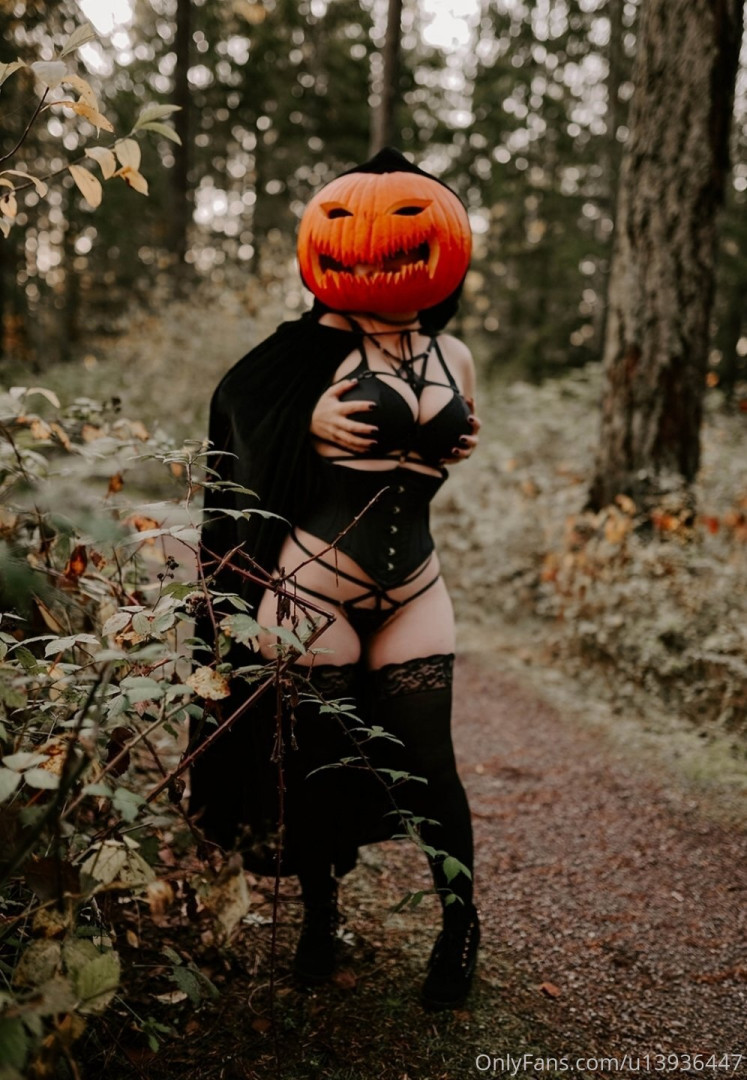 Photo by killerkupkake published on June 2,2023 04:42:05 - BestThots