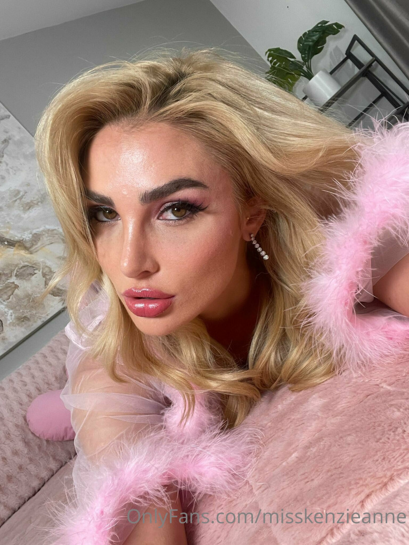 Photo by misskenzieanne published on August 20,2023 13:05:13 - BestThots