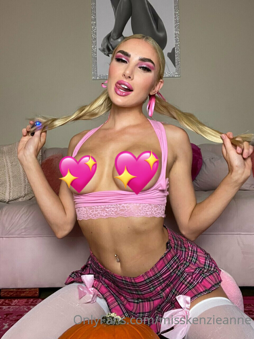 Photo by misskenzieanne published on August 20,2023 13:09:21 - BestThots