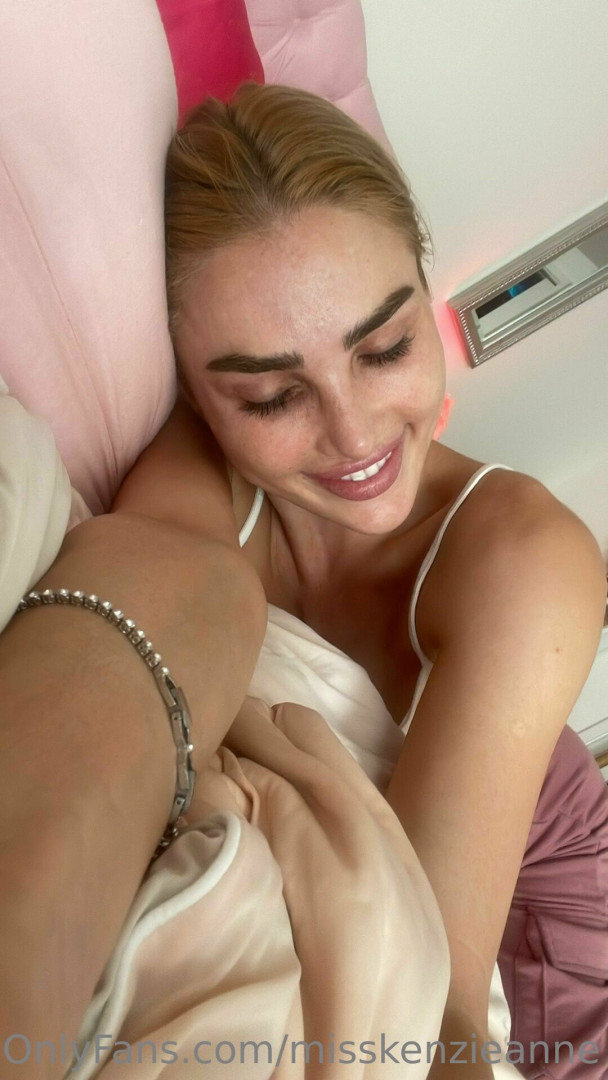 Photo by misskenzieanne published on August 20,2023 13:14:51 - BestThots