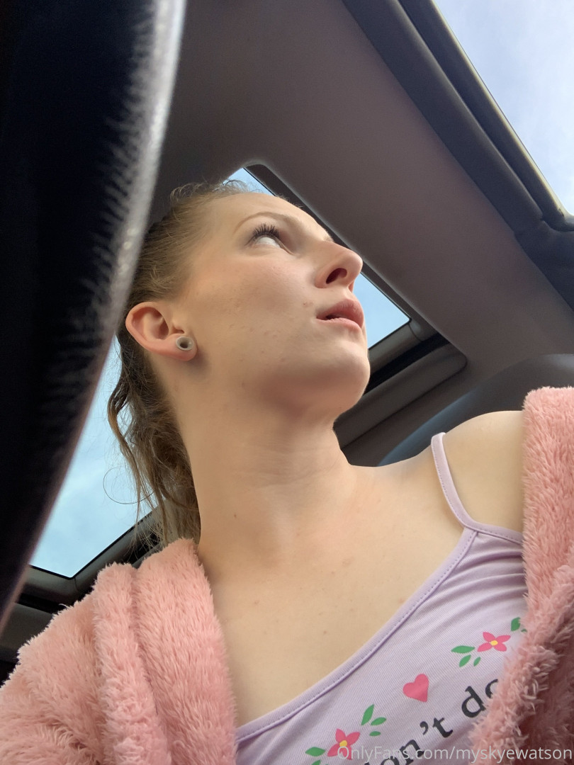 Photo by myskyewatson published on October 13,2023 17:57:54 - BestThots