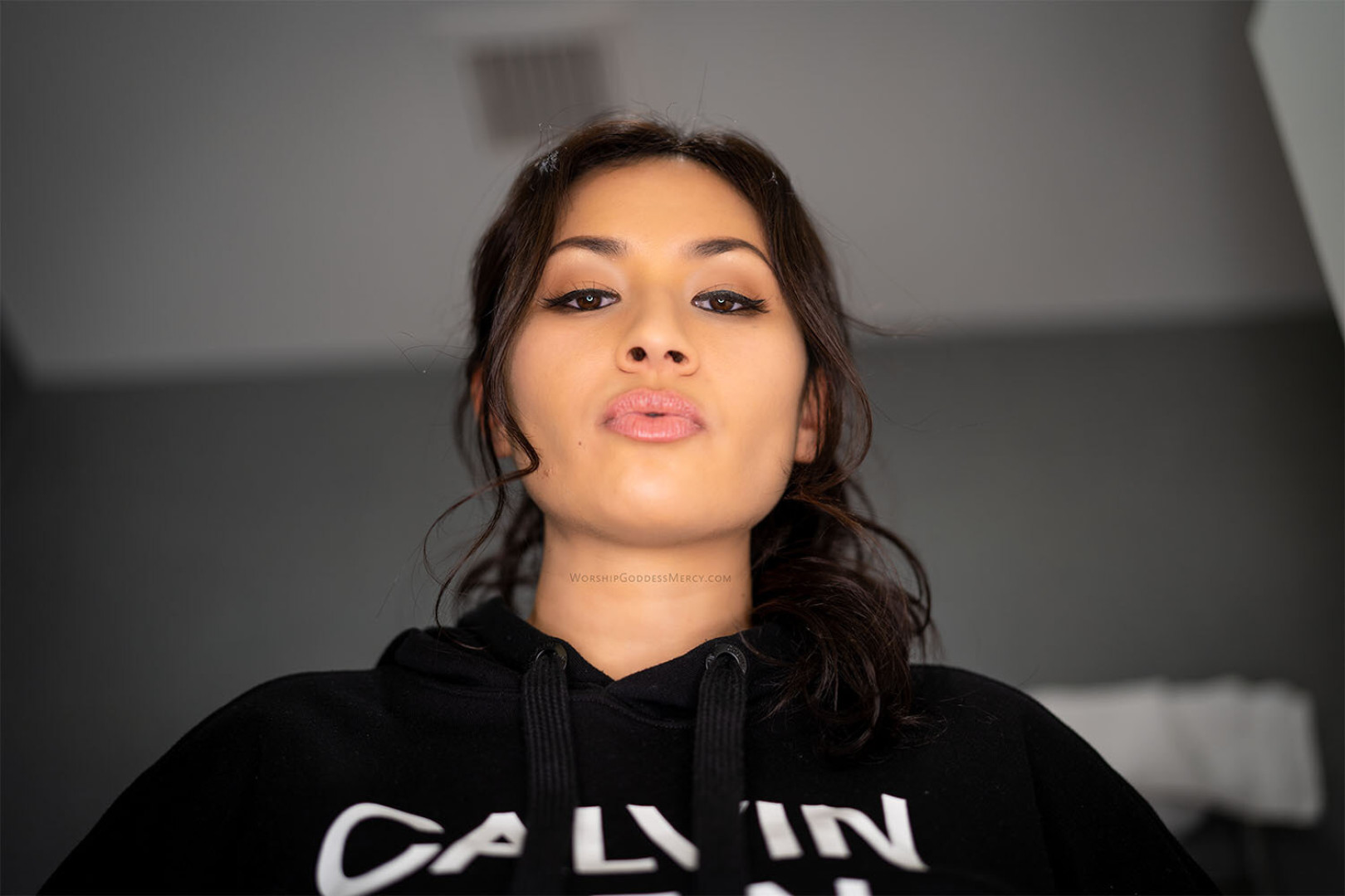 Photo by worshipgoddessmercy published on May 15,2023 23:51:29 - BestThots