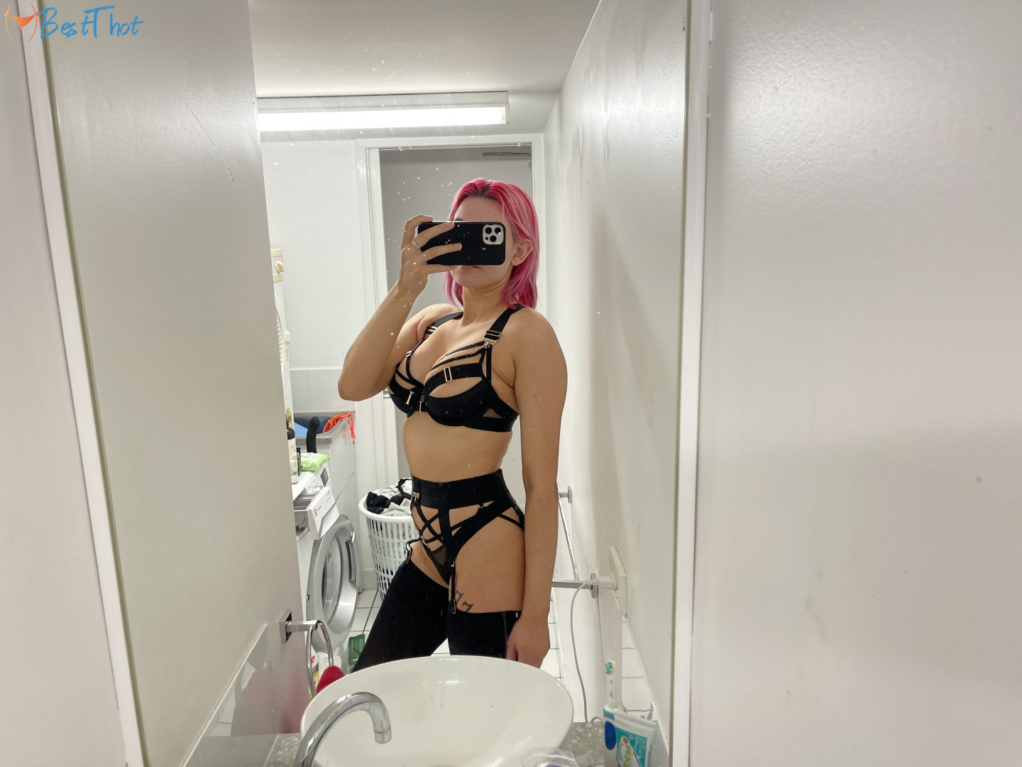 Photo by luciixpromos published on December 12,2024 10:05:31 - BestThots