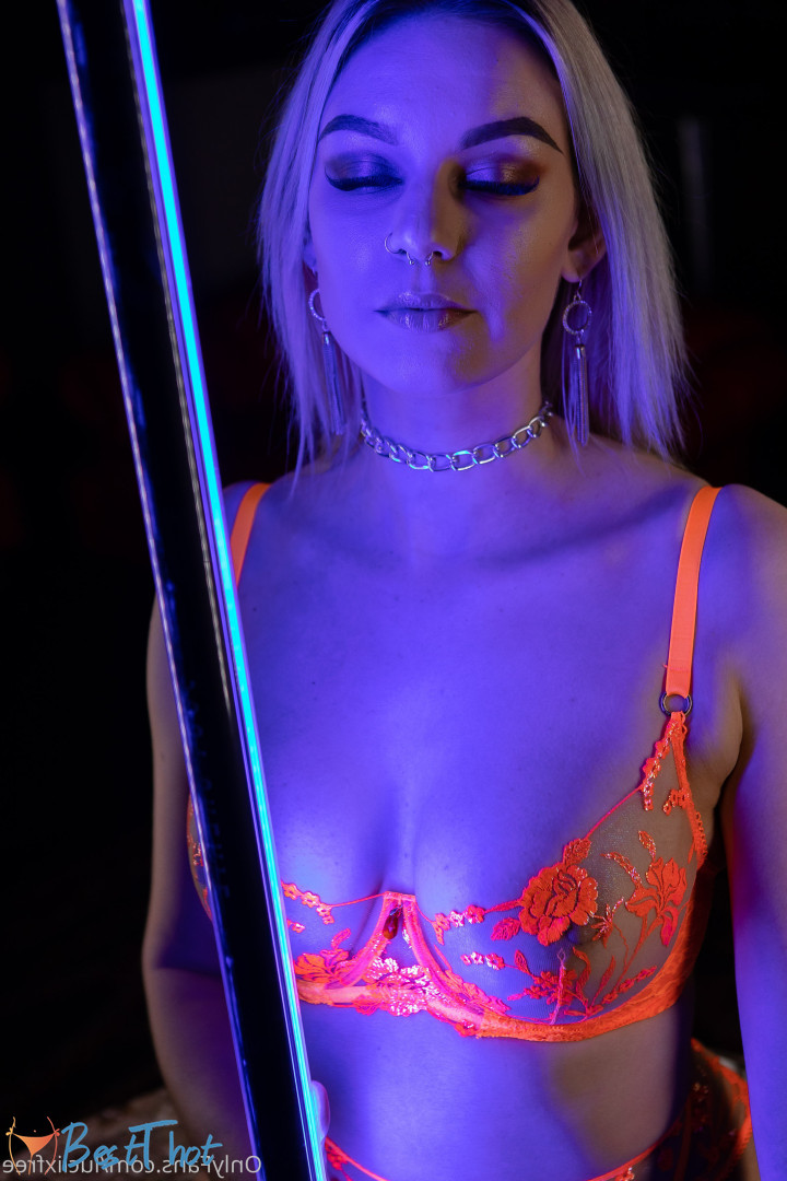 Photo by luciixpromos published on December 12,2024 10:06:19 - BestThots